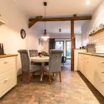 Apartmenthaus Mathilde * 奎德林堡